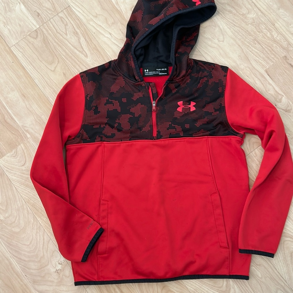 Under Armour boys sweatshirt